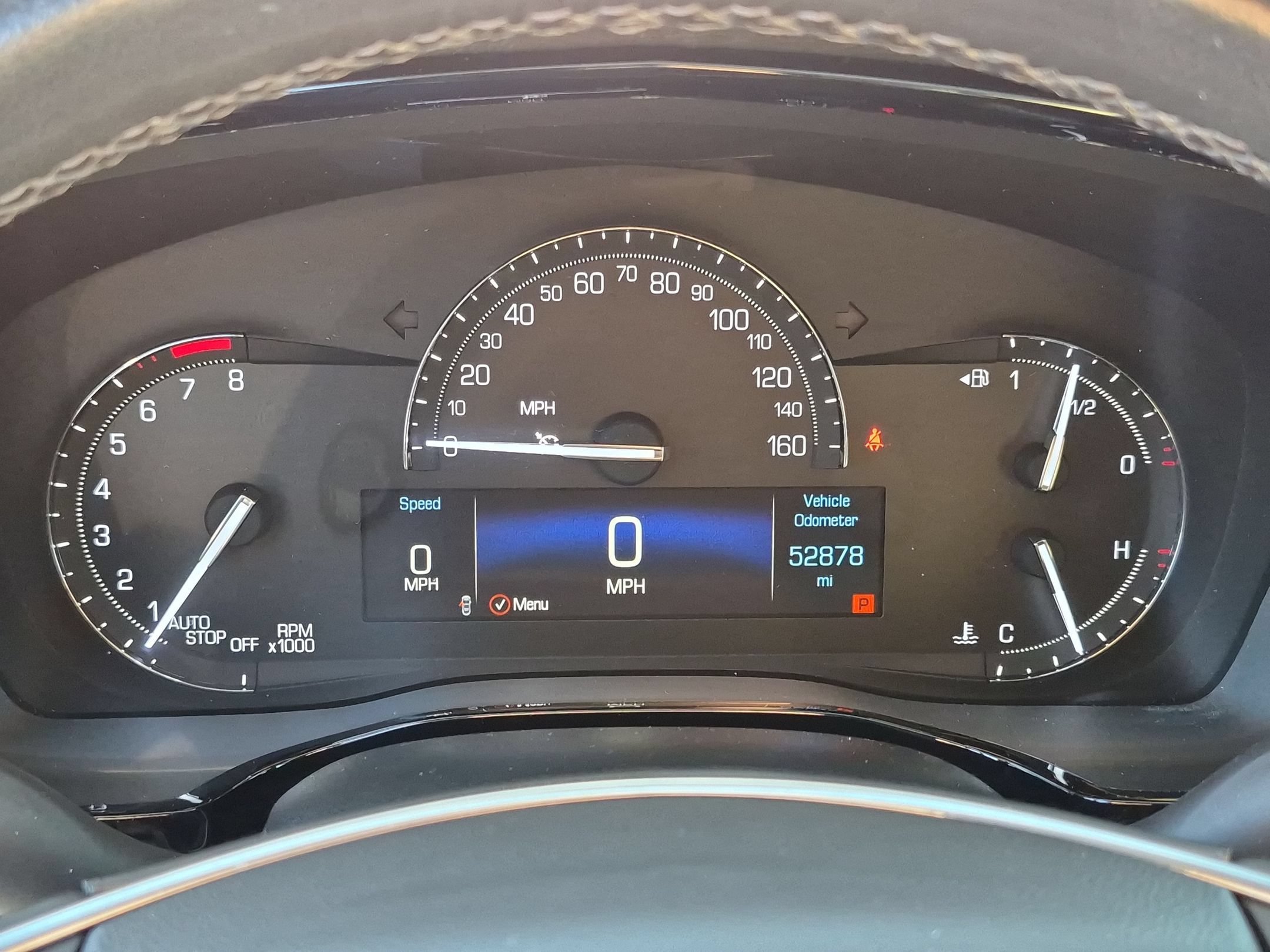 Used 2019 Crystal White Tricoat Cadillac Premium Luxury FWD image 19