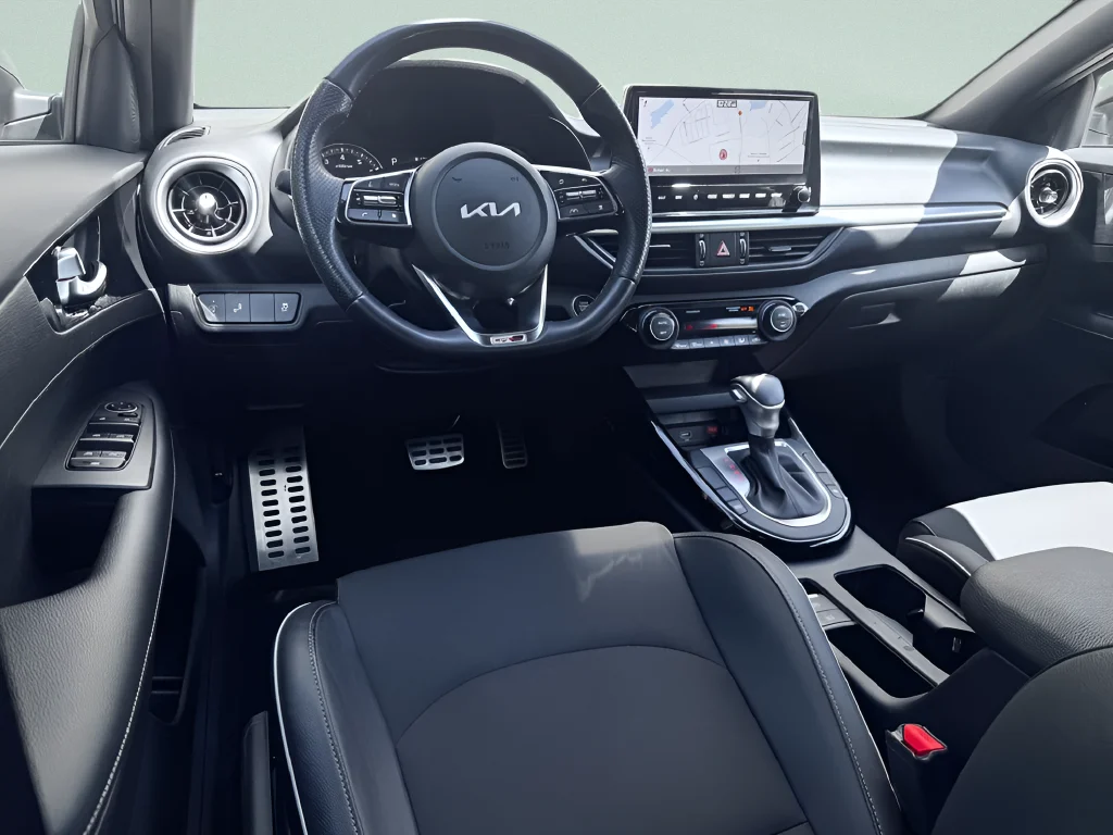 Used 2022 Gray Kia GT-Line image 11
