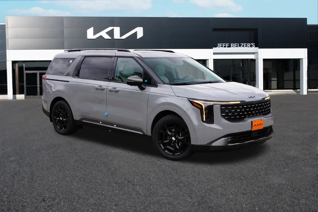 New 2027 Ceramic Silver Kia SX image 1