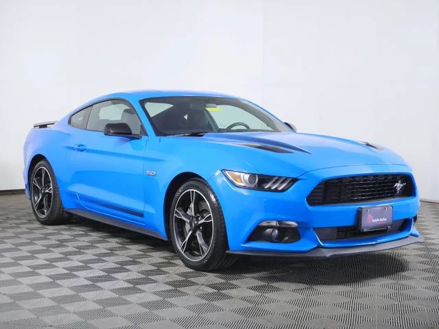 2017 Ford Mustang GT Coupe Premium's photo