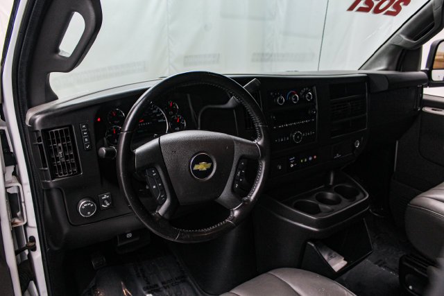 2021 Chevrolet Express Cargo Work Van - Photo 21