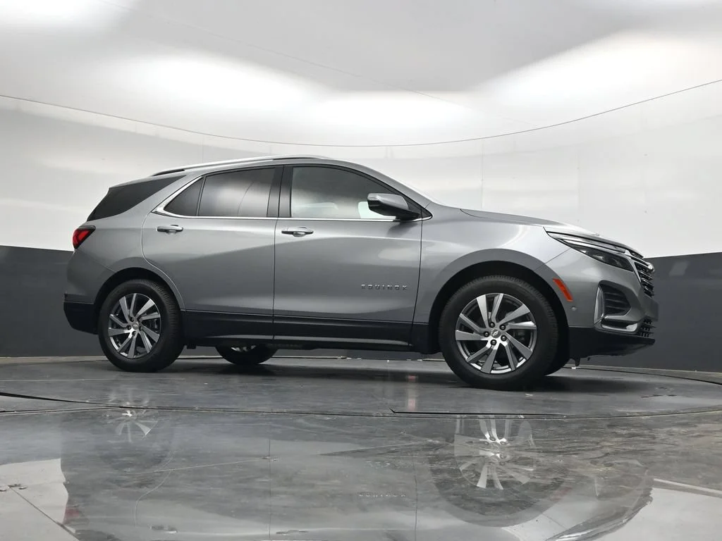 Used 2023 Gray Chevrolet Premier image 31