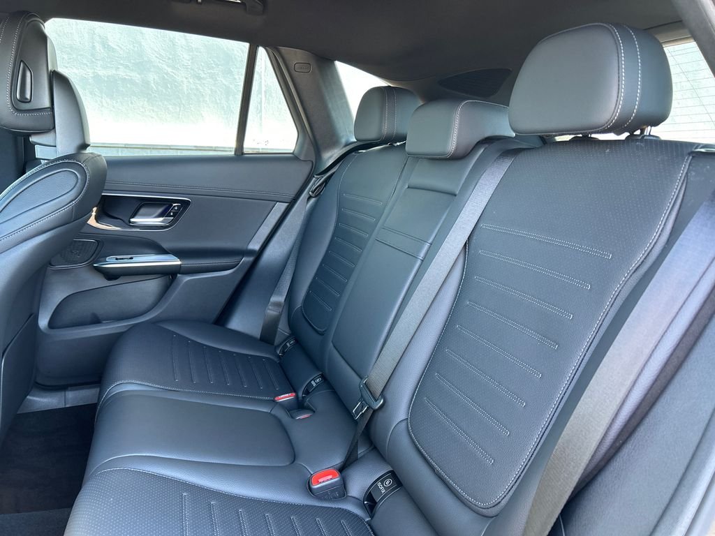 New 2026 Cirrus Silver Metallic Mercedes-Benz GLC300 image 23