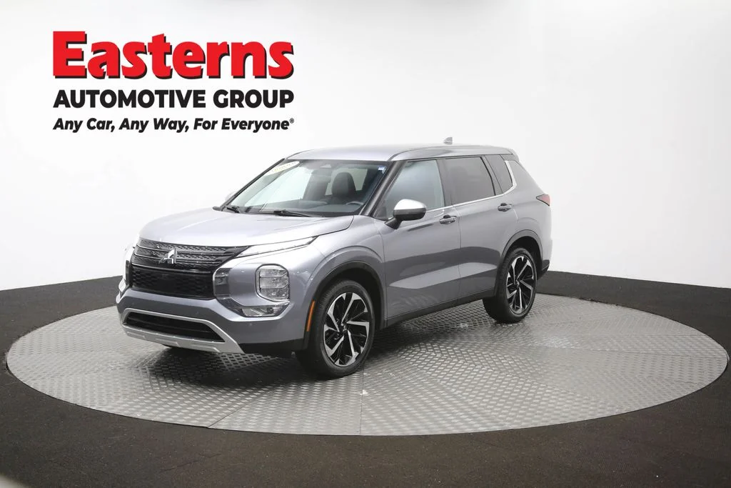 Used 2024 Gray Mitsubishi SE image 54