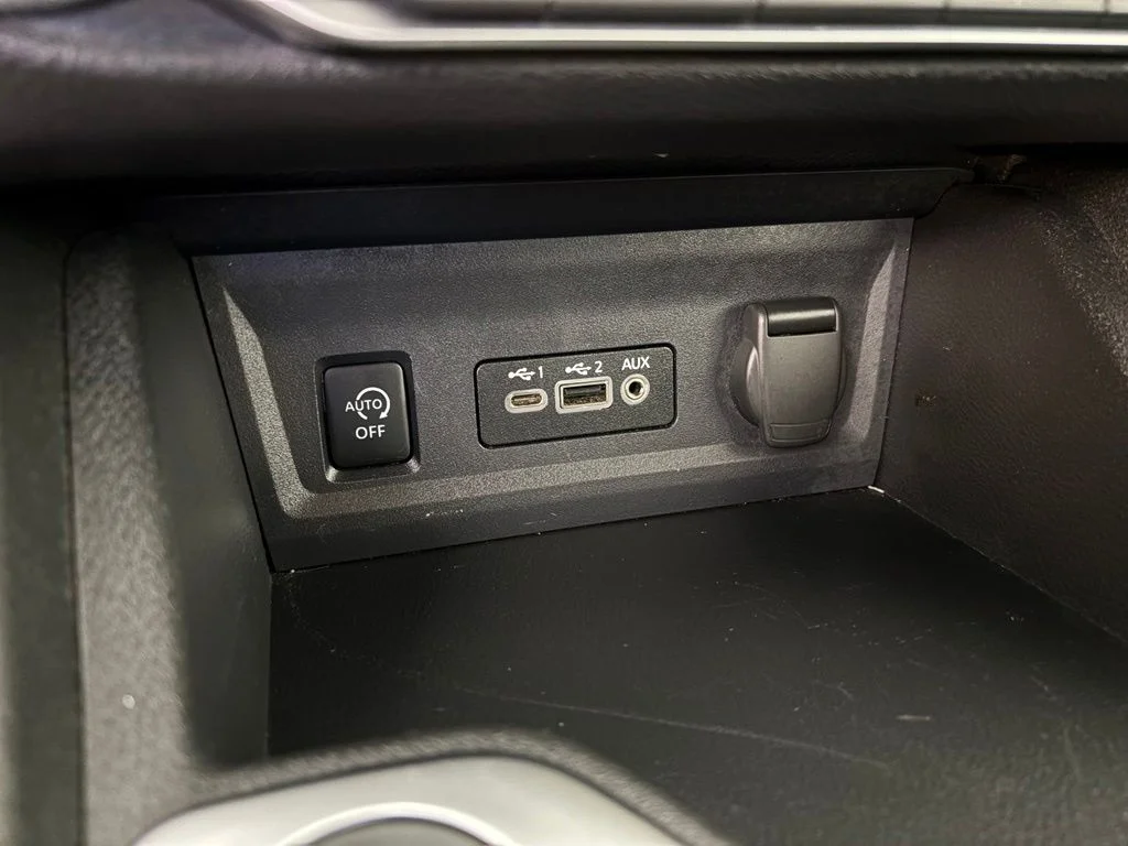 Used 2024 Red Nissan SV image 26