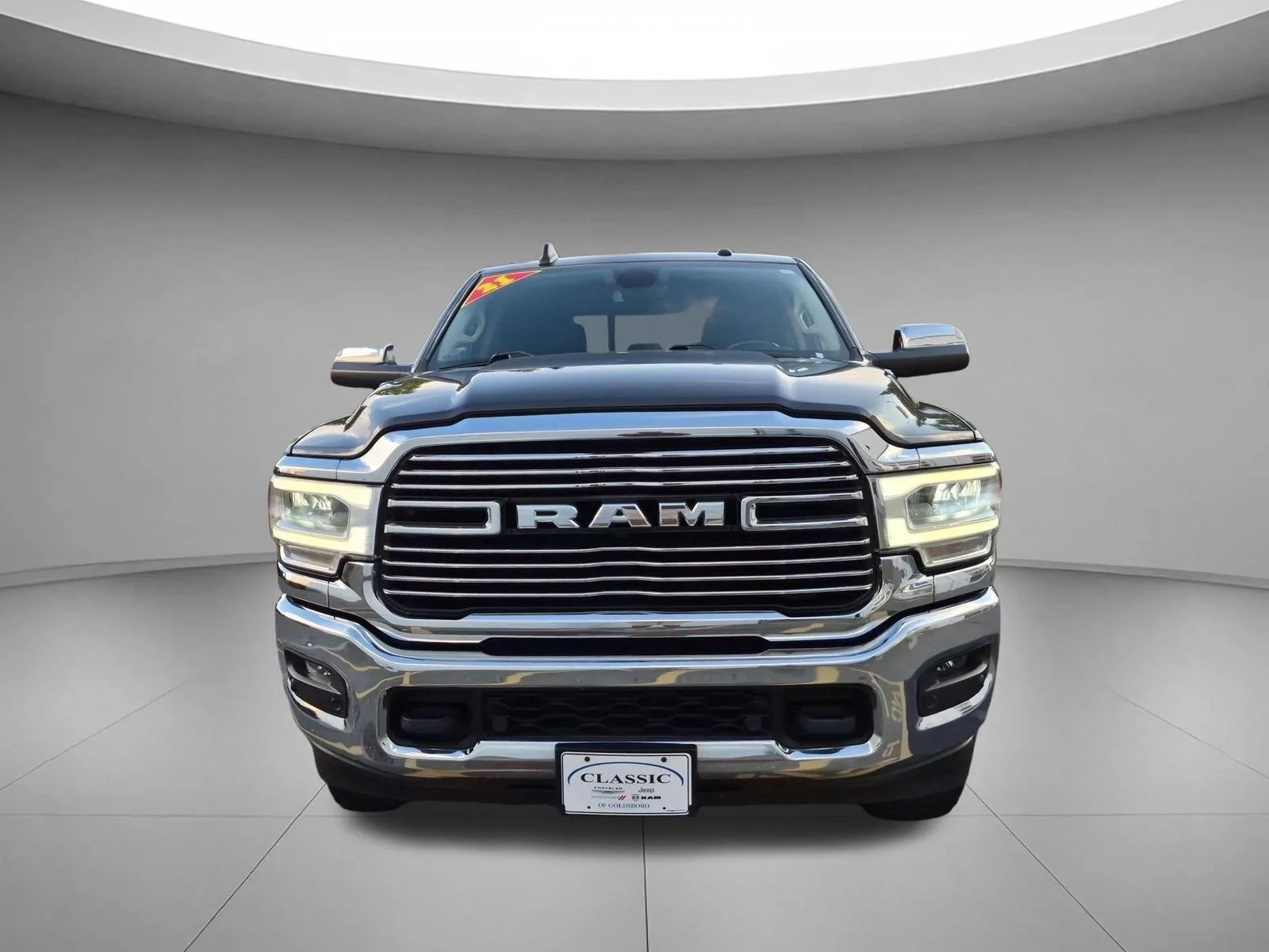 Used 2021 Granite Crystal Metallic Clearcoat Ram Laramie image 8