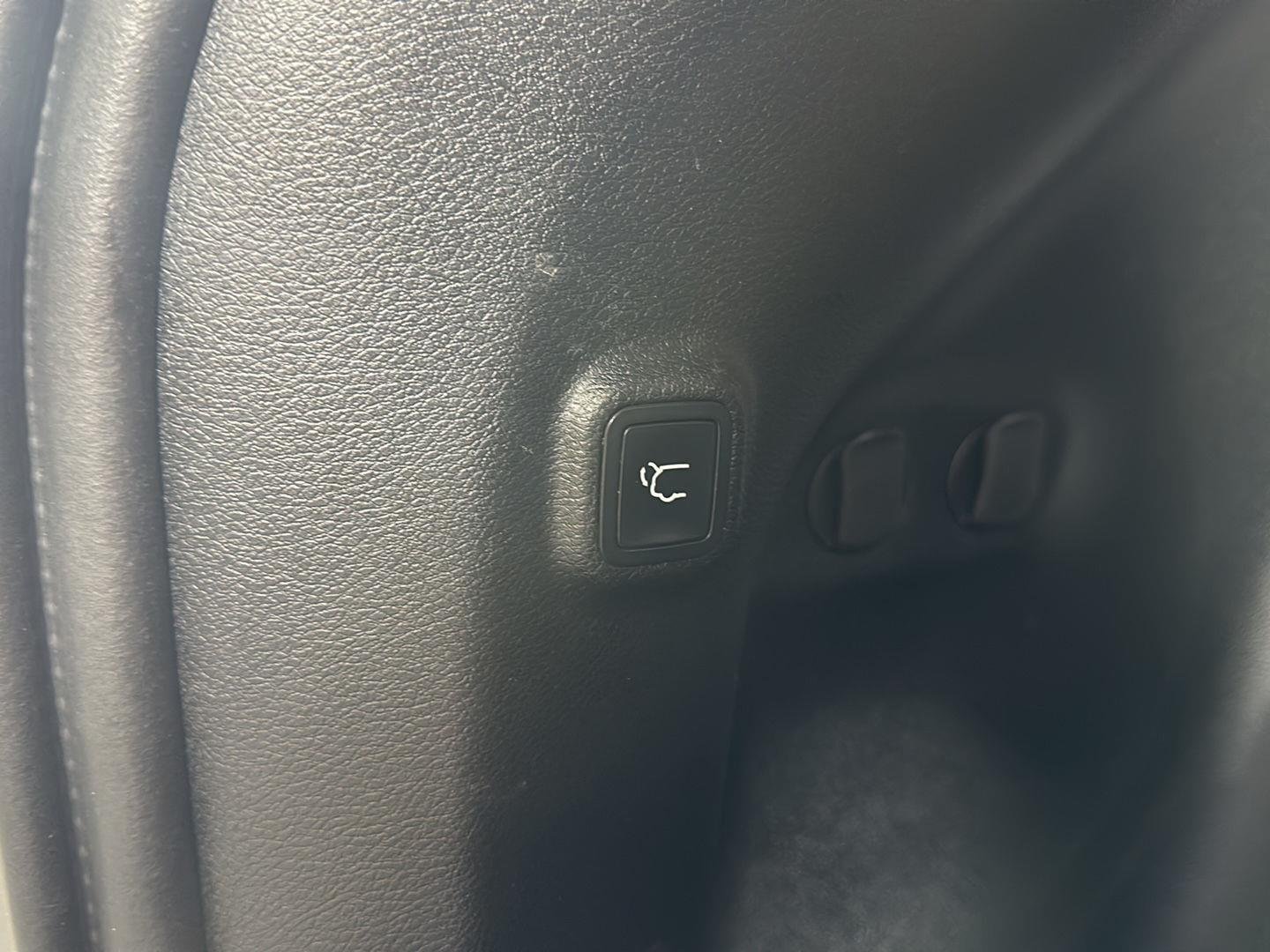 Used 2021 Sting-Gray Clearcoat Jeep Limited image 8