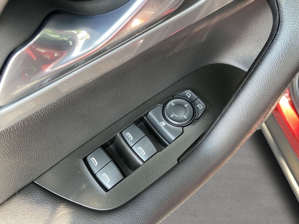 Used 2020 Cajun Red Tintcoat Chevrolet LT image 18
