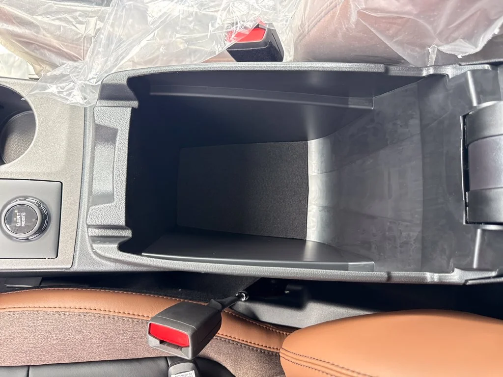 New 2026 Carbonized Gray Metallic Ford Outer Banks® image 33