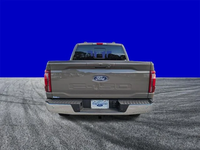 New 2026 Gray Ford Lariat image 5