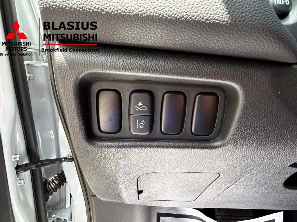 New 2025 White Mitsubishi 2.0 Trail Edition image 54