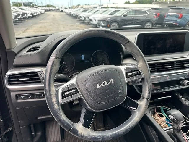 Used 2022 Gray Kia S image 27