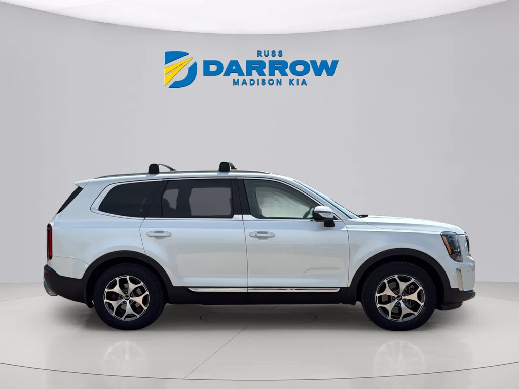Used 2020 Snow White Pearl Kia EX image 6