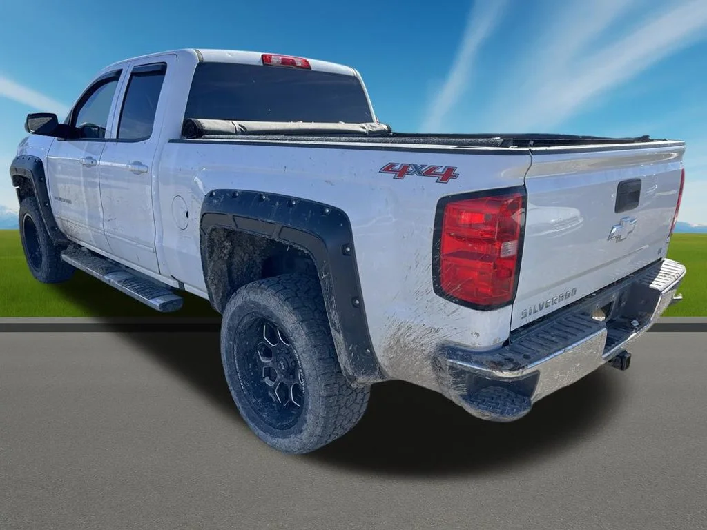 Used 2016 White Chevrolet LT image 7
