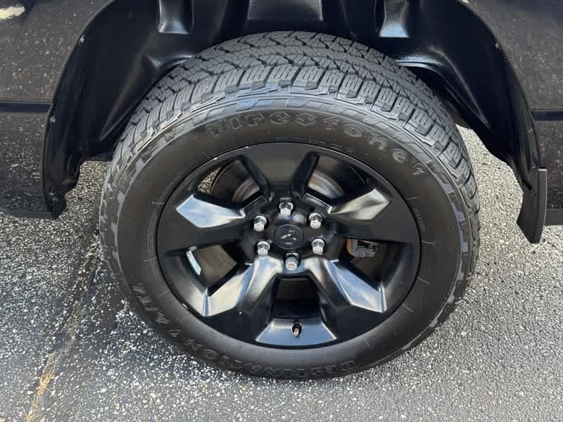 Used 2019 Diamond Black Crystal Pearlcoat Ram Big Horn/Lone Star image 6