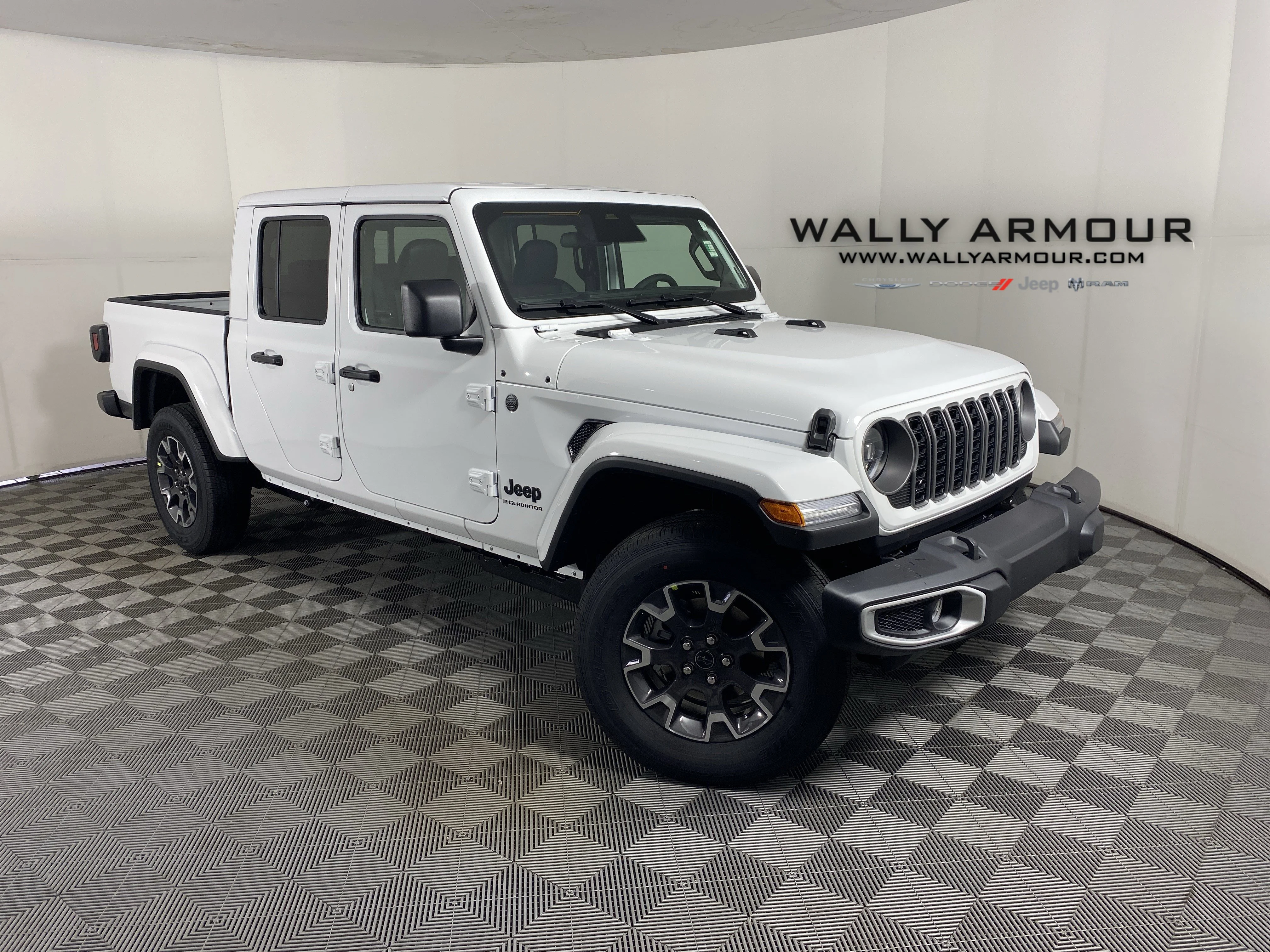 2026 Jeep Gladiator Sahara Auto's photo