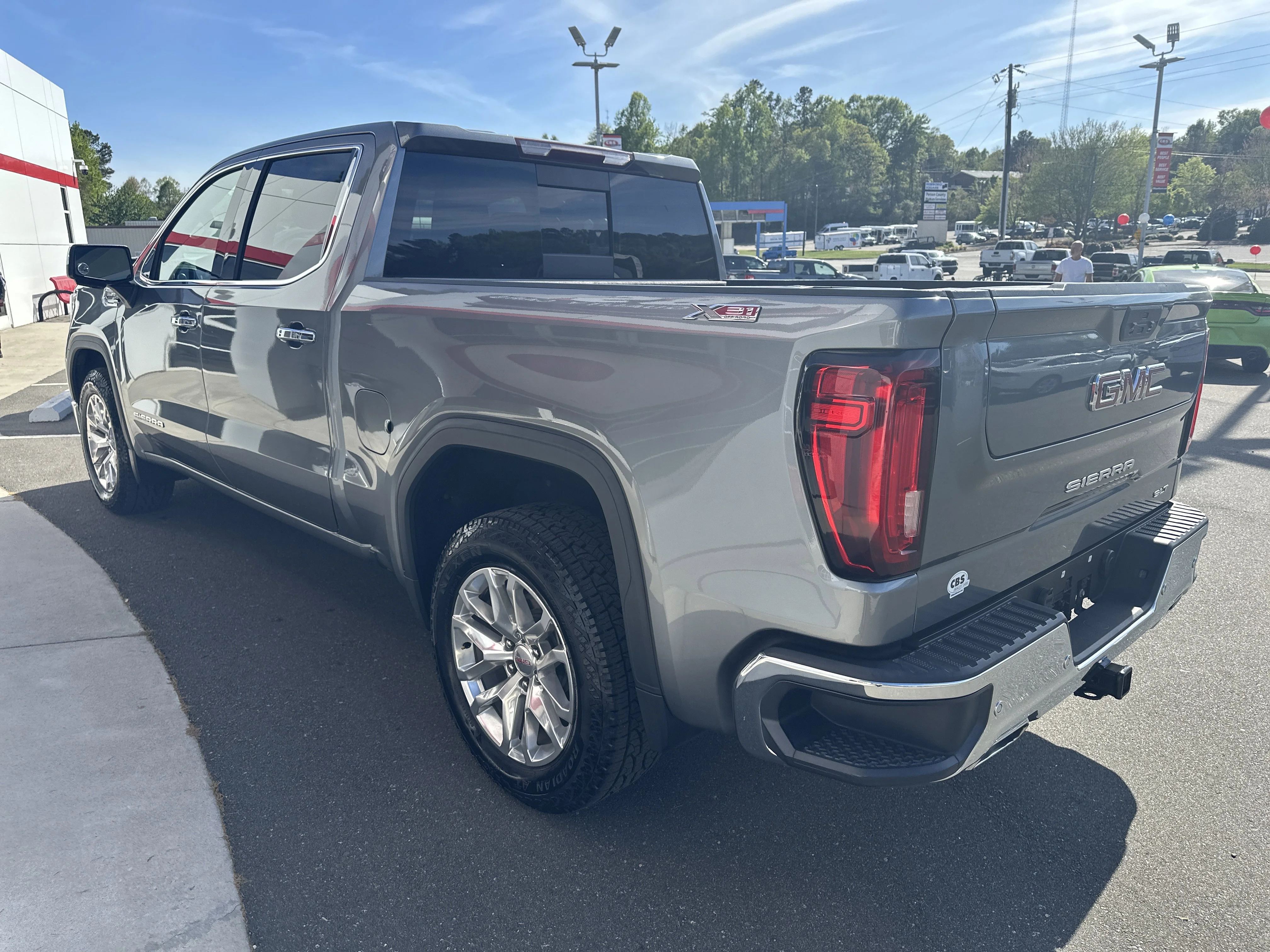Used 2019 Satin Steel Metallic GMC SLT image 6