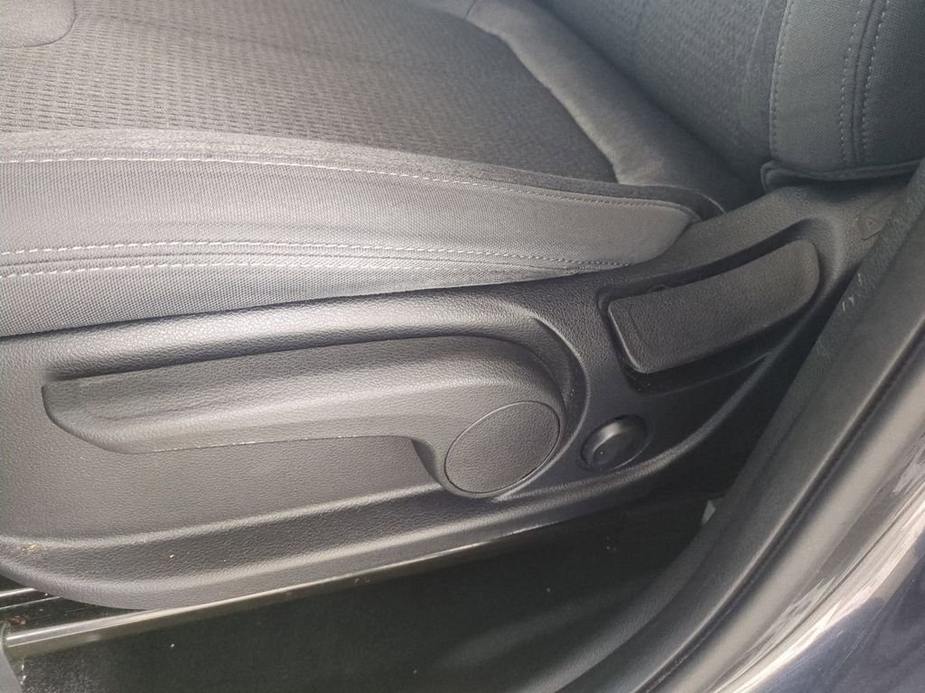 2023 Hyundai Santa Fe SE - Photo 23