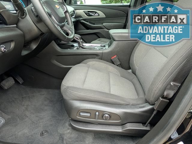 Used 2023 Mosaic Black Metallic Chevrolet LT Cloth image 12