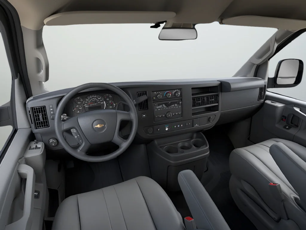 2025 Chevrolet Express Cargo Work Van - Photo 9