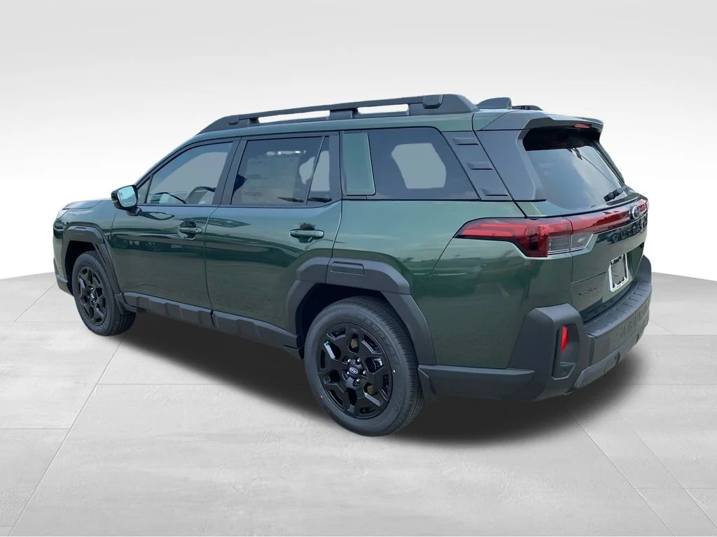 New 2026 DEEP EMERALD GREEN PEARL Subaru Limited image 3
