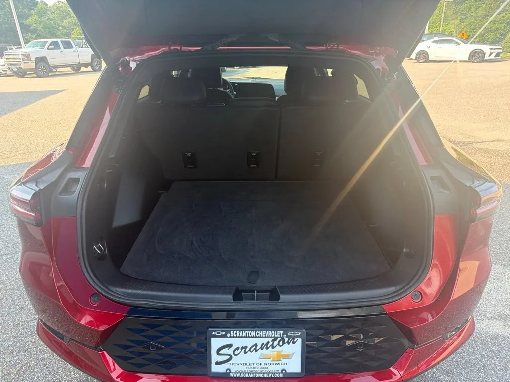 2024 Chevrolet Equinox EV RS - Photo 48