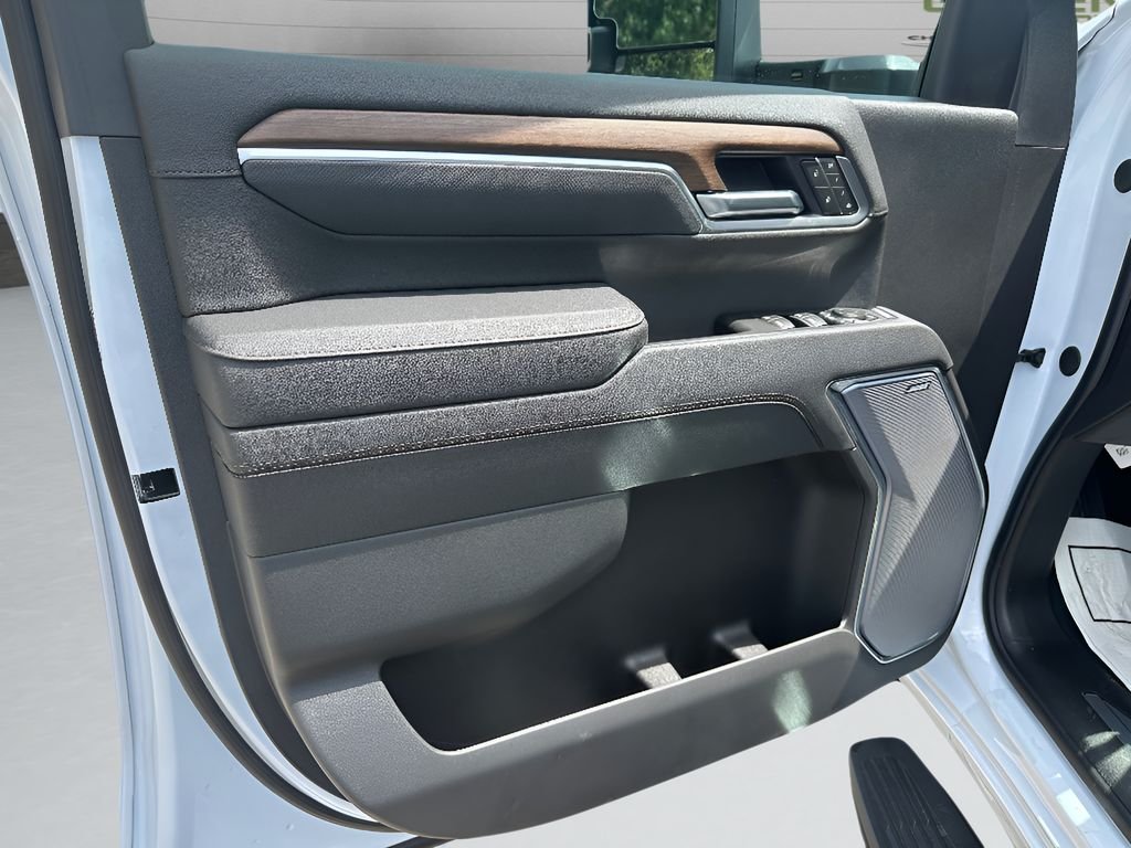 2026 Chevrolet Silverado 2500 HD High Country - Photo 22
