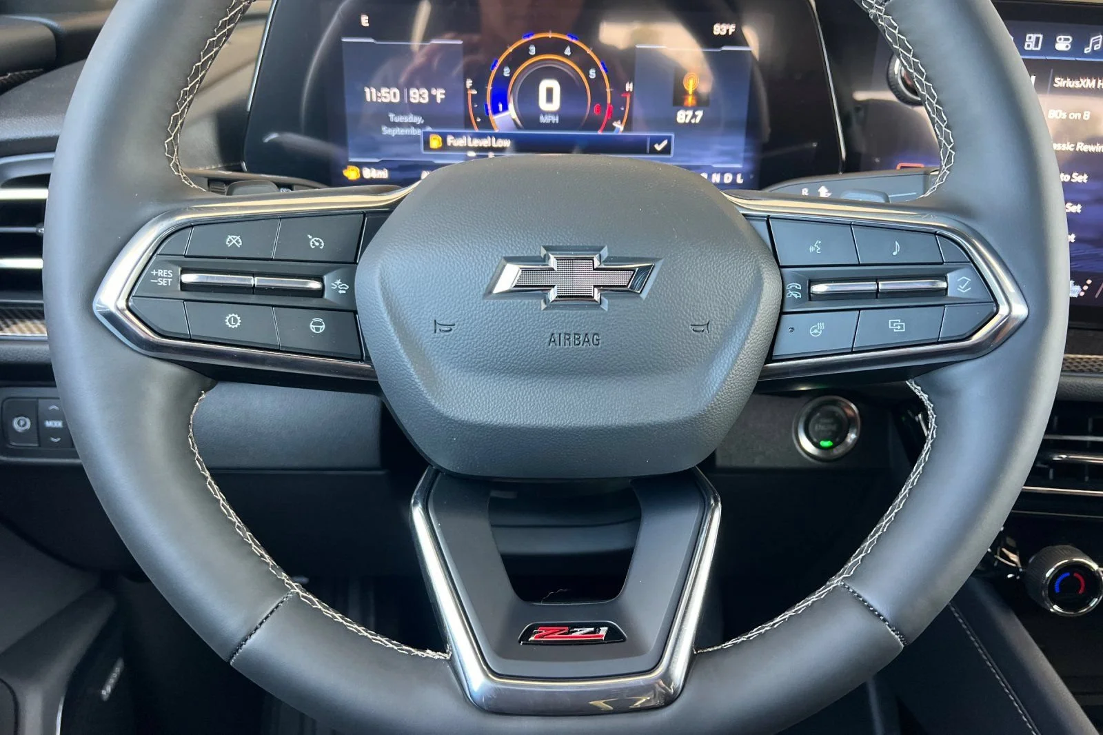 New 2027 Sandstone Gray Chevrolet Z71 image 24
