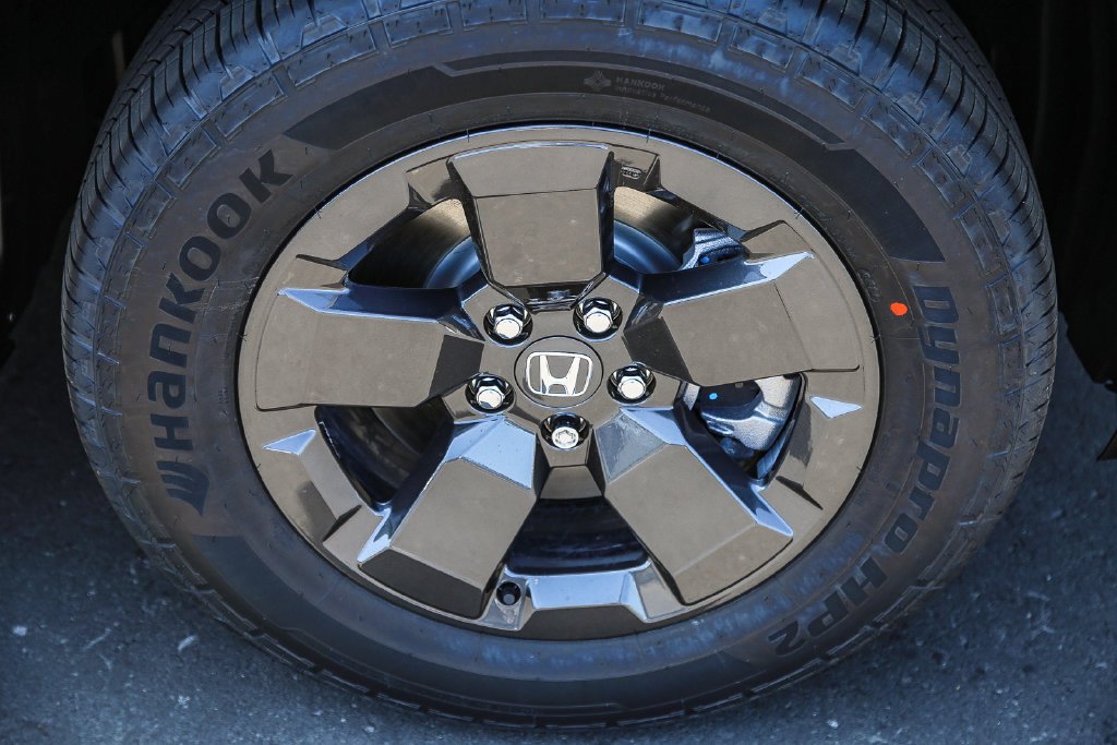 New 2026 Crystal Black Pearl Honda RTL image 10