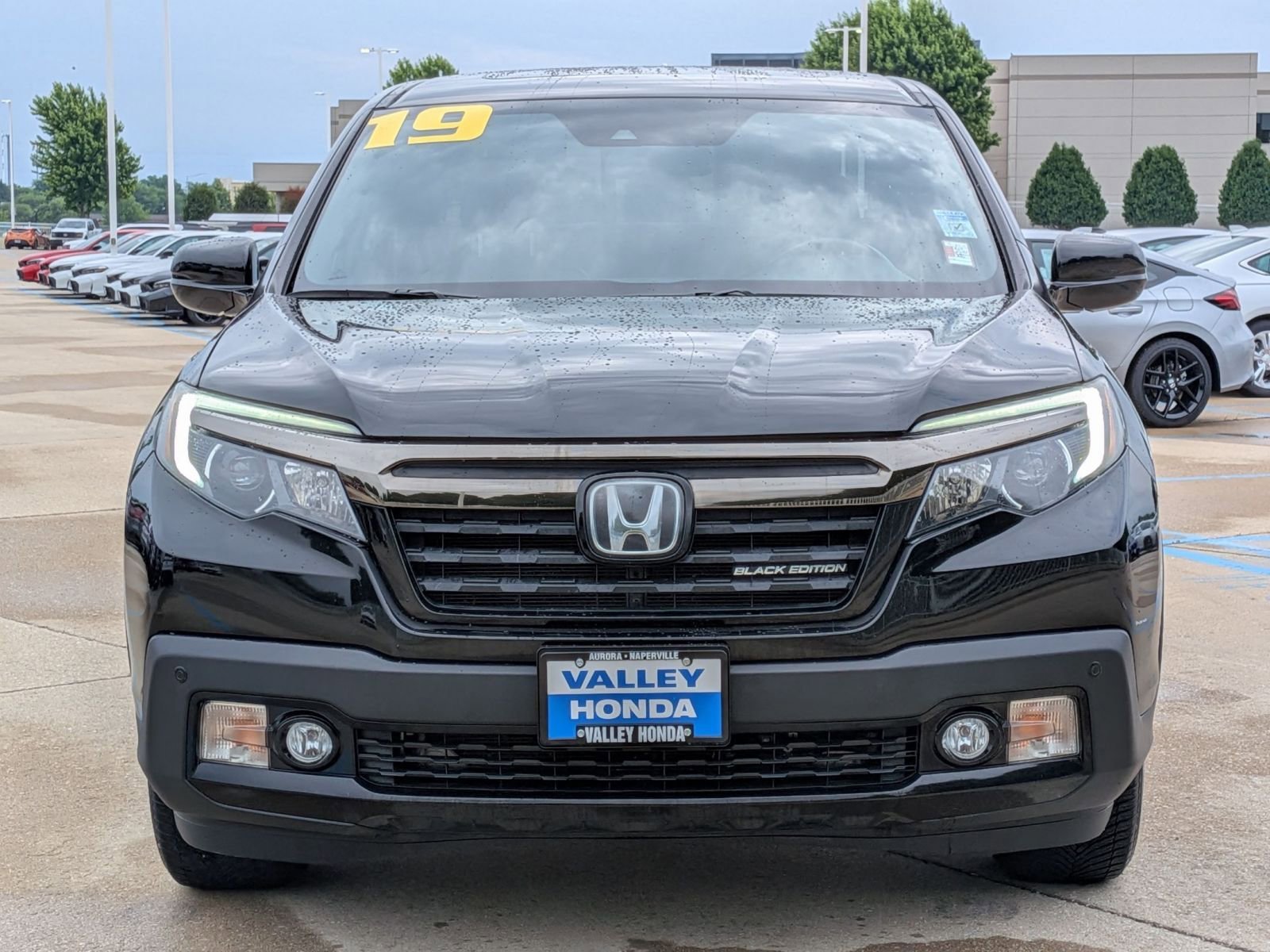 Certified Used 2019 Black Honda Black Edition image 4