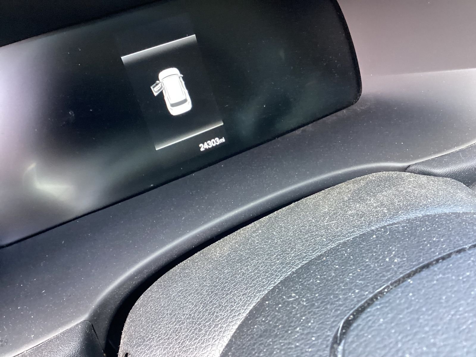 Used 2025 Black Hyundai SE image 3