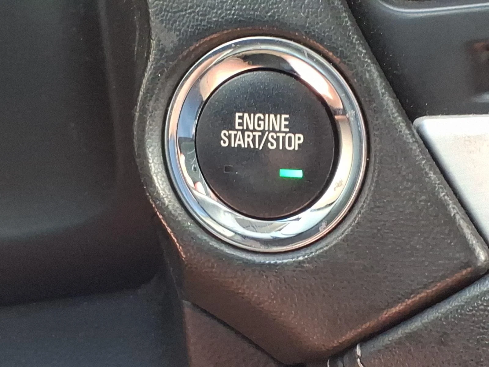 Used 2019 Onyx Black GMC SLT image 26