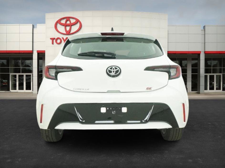 2026 Toyota Corolla Hatchback SE - Photo 18
