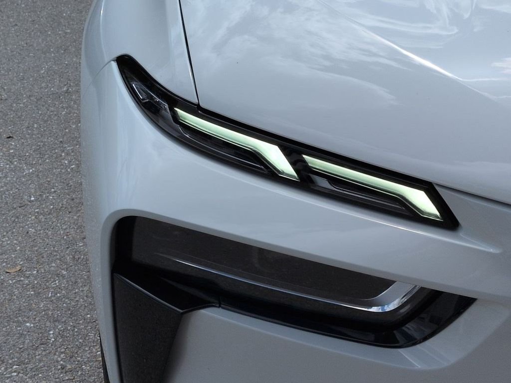 New 2027 Alpine White BMW xDrive40i image 10