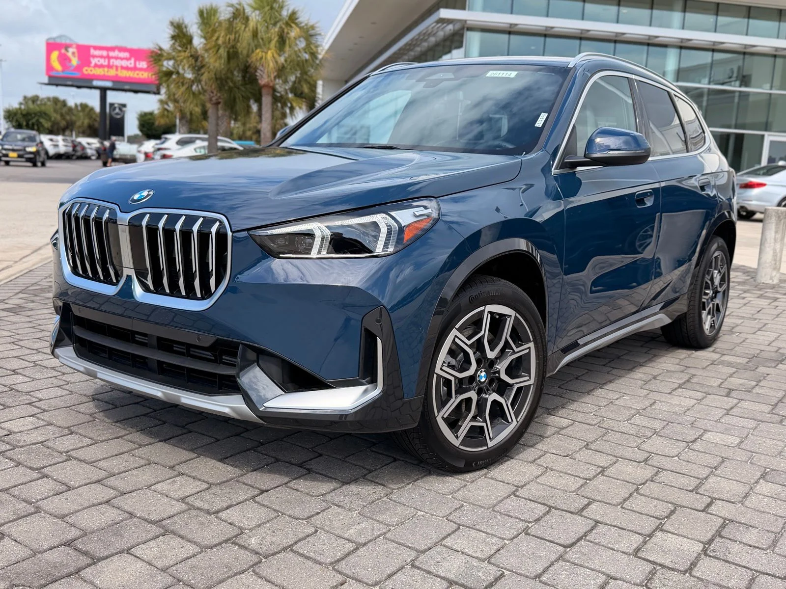 2026 BMW X1 xDrive28i's photo