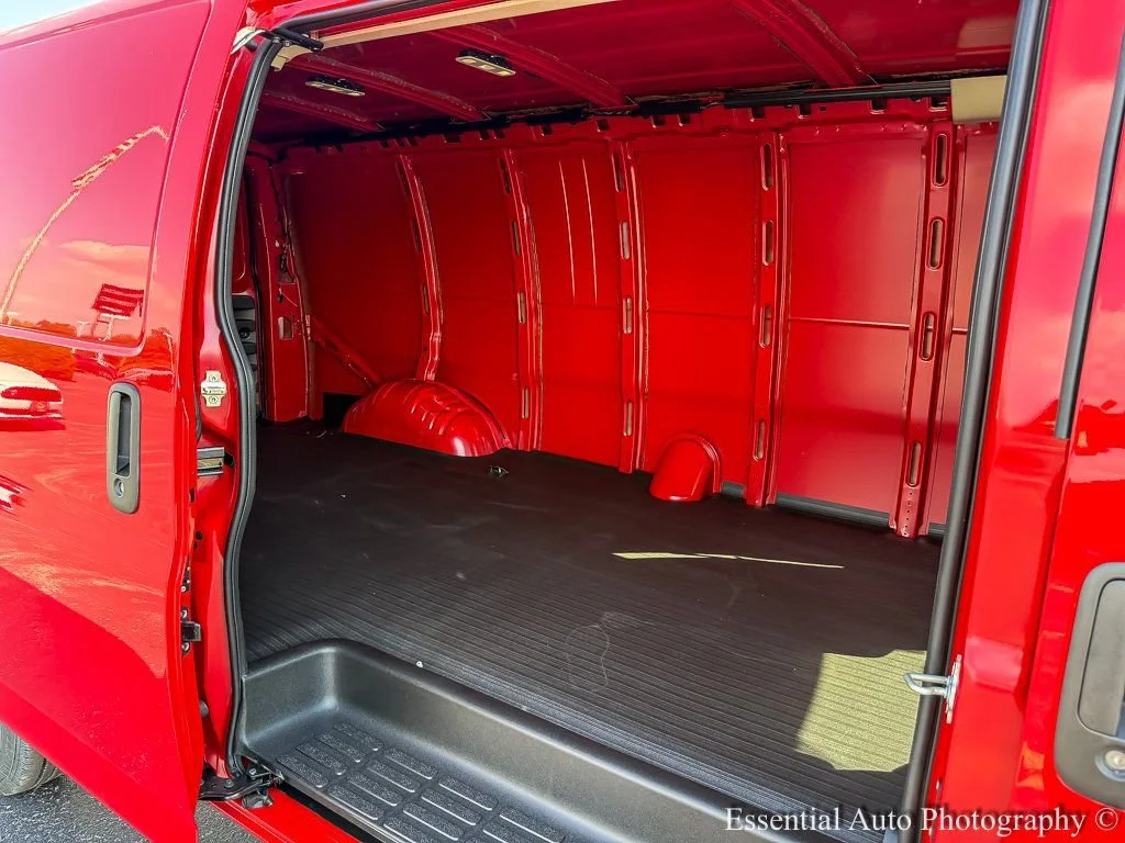 2025 GMC Savana Cargo Work Van - Photo 9