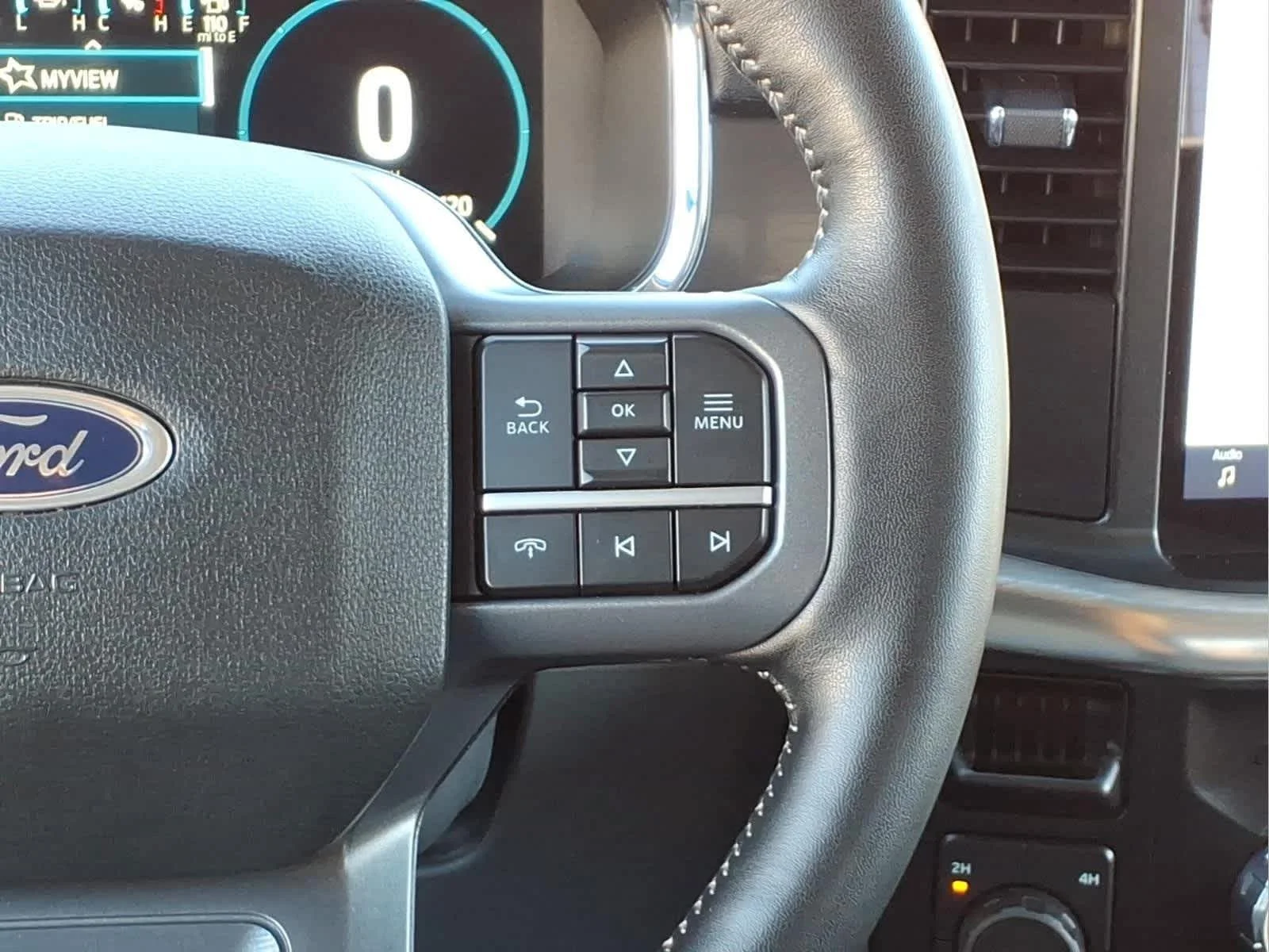 Used 2023 Oxford White Ford LARIAT image 22