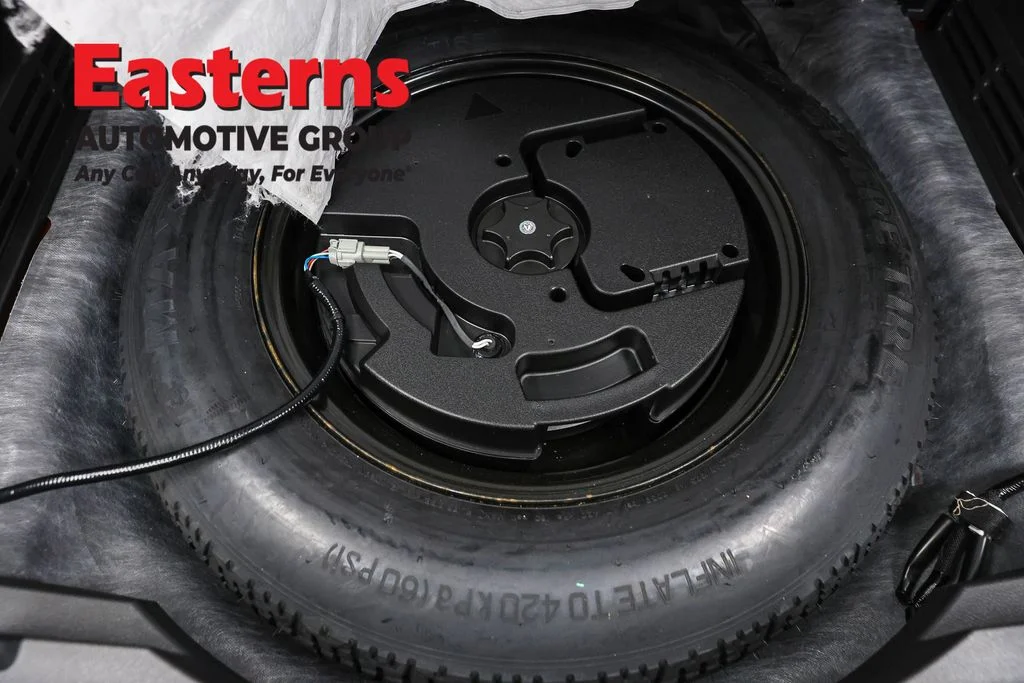 Used 2023 Red Nissan SV image 23