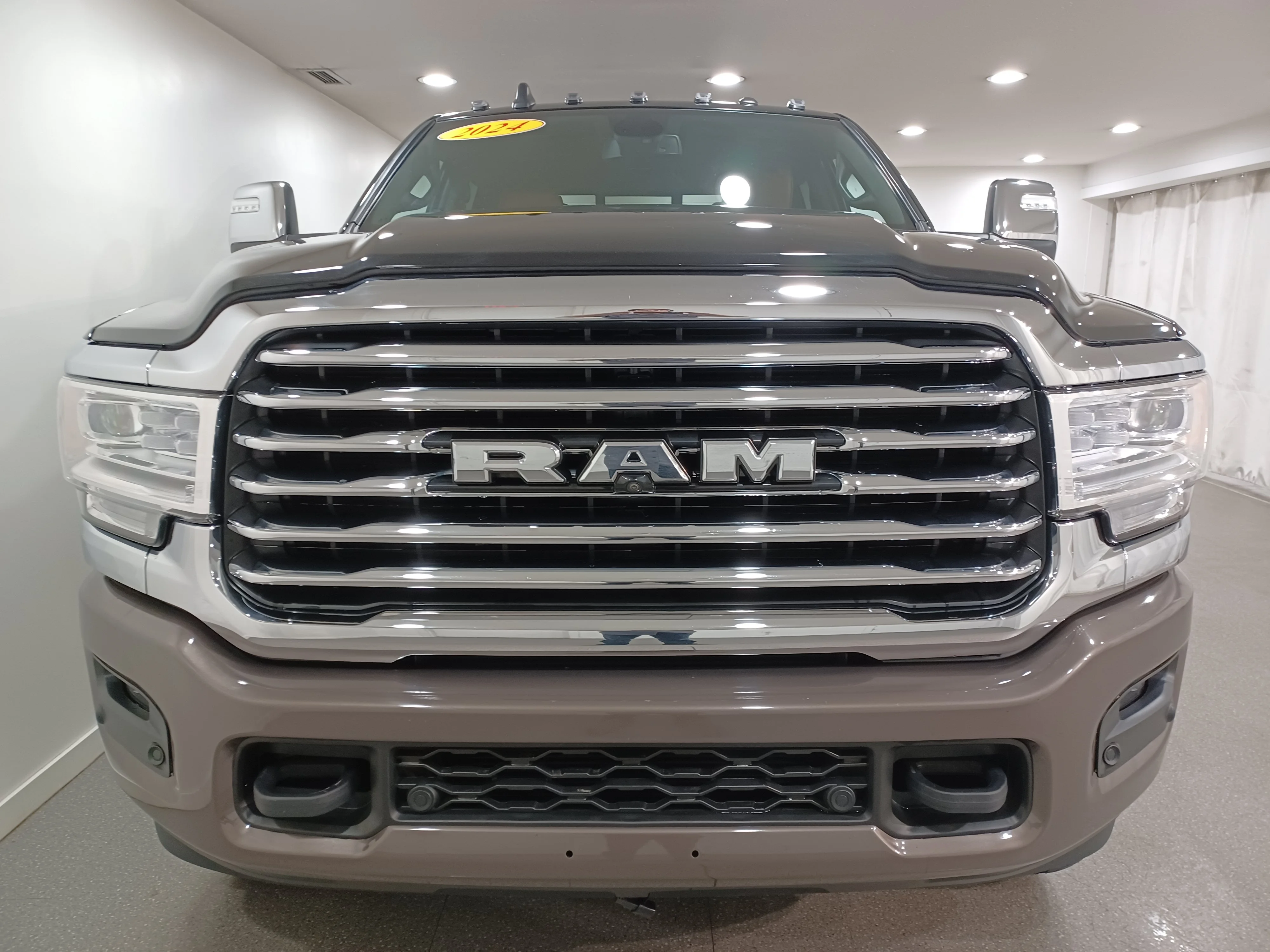 Certified Used 2024 Black Ram Limited Longhorn*6.7L Cummins | 35in Tires | Level | Nav | 360 Cam | Sunroof | Htd Whl | Pwr Boards image 3