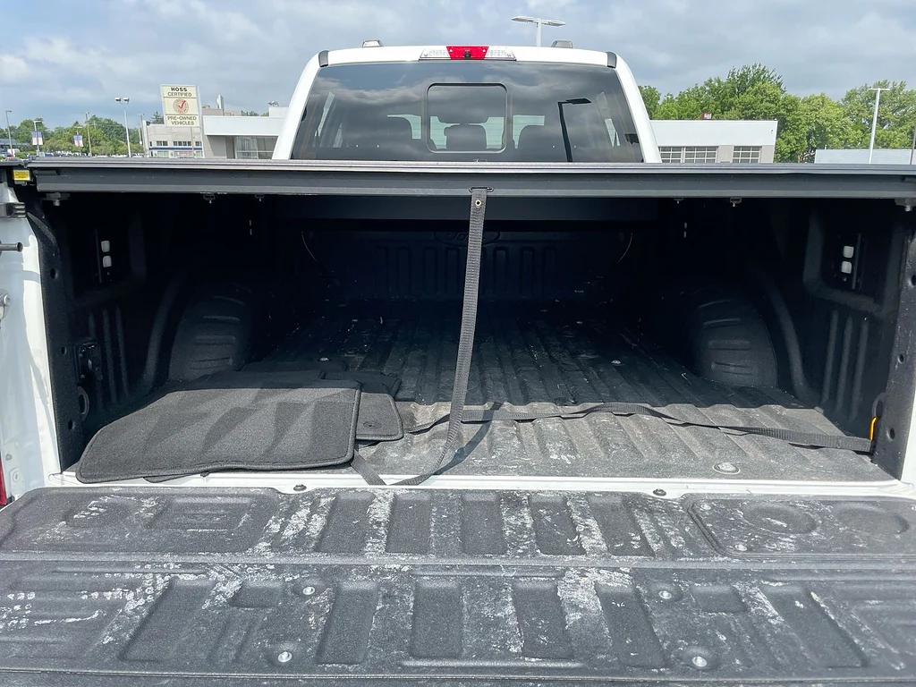 Used 2024 WHITE Ford Lariat image 26