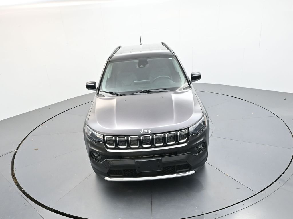 Used 2022 Crystal Metallic Jeep Limited image 20