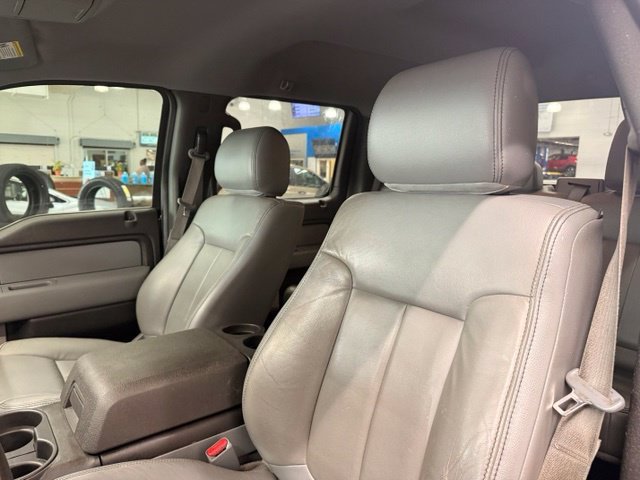 Used 2014  Ford XL image 7