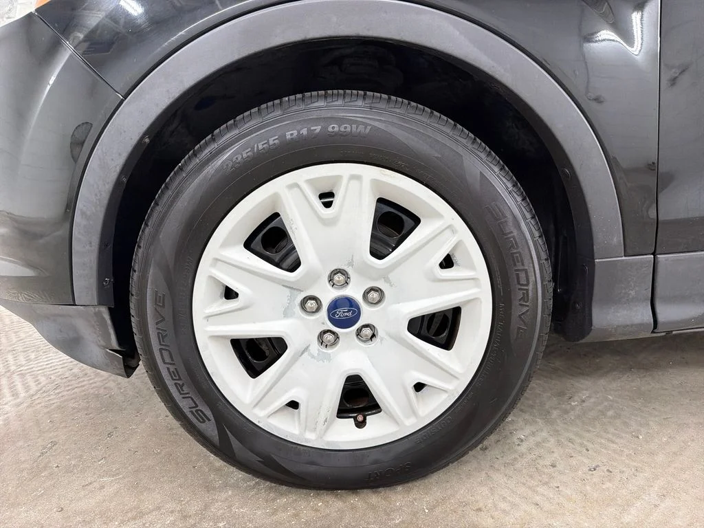 Used 2016 Black Ford S image 11