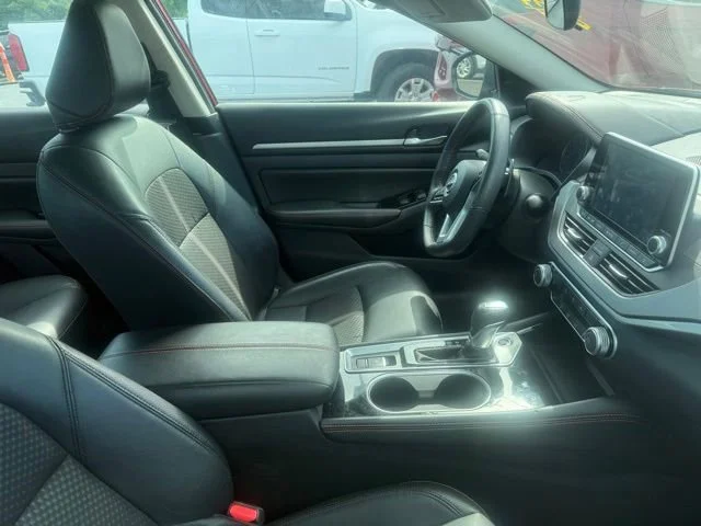 Used 2024 Red Nissan SR Intelligent AWD image 9
