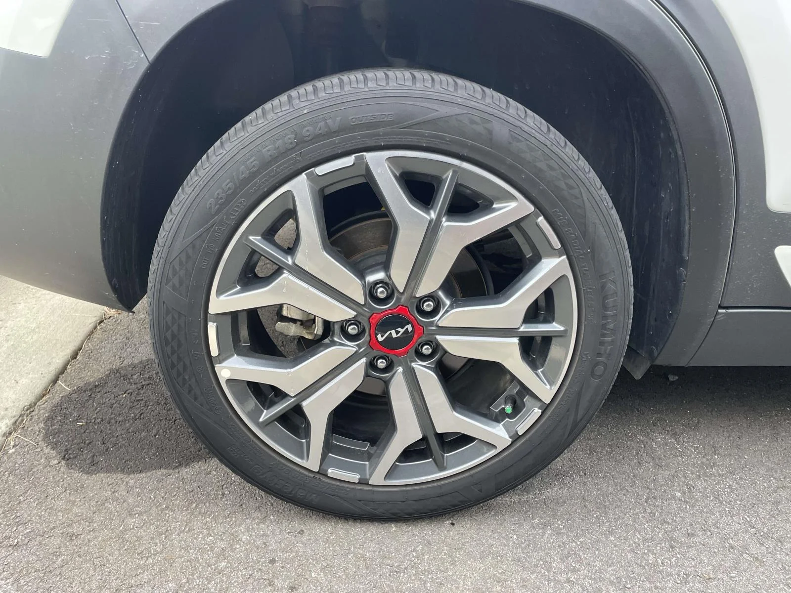 Used 2023 Snow White Pearl Kia SX image 5