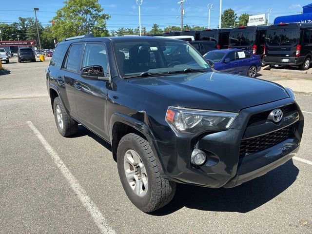 2019 Toyota 4Runner SR5 4x4 V6's photo