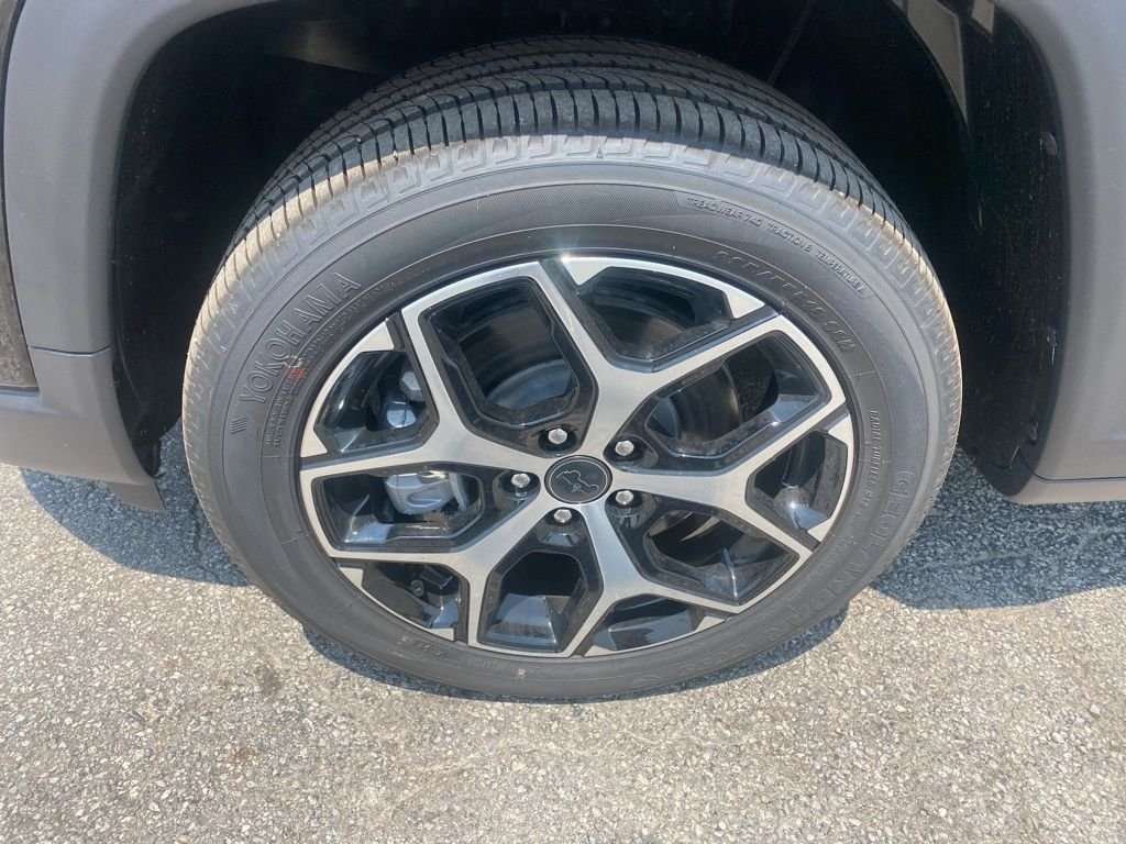 2025 Jeep Compass Limited - Photo 9