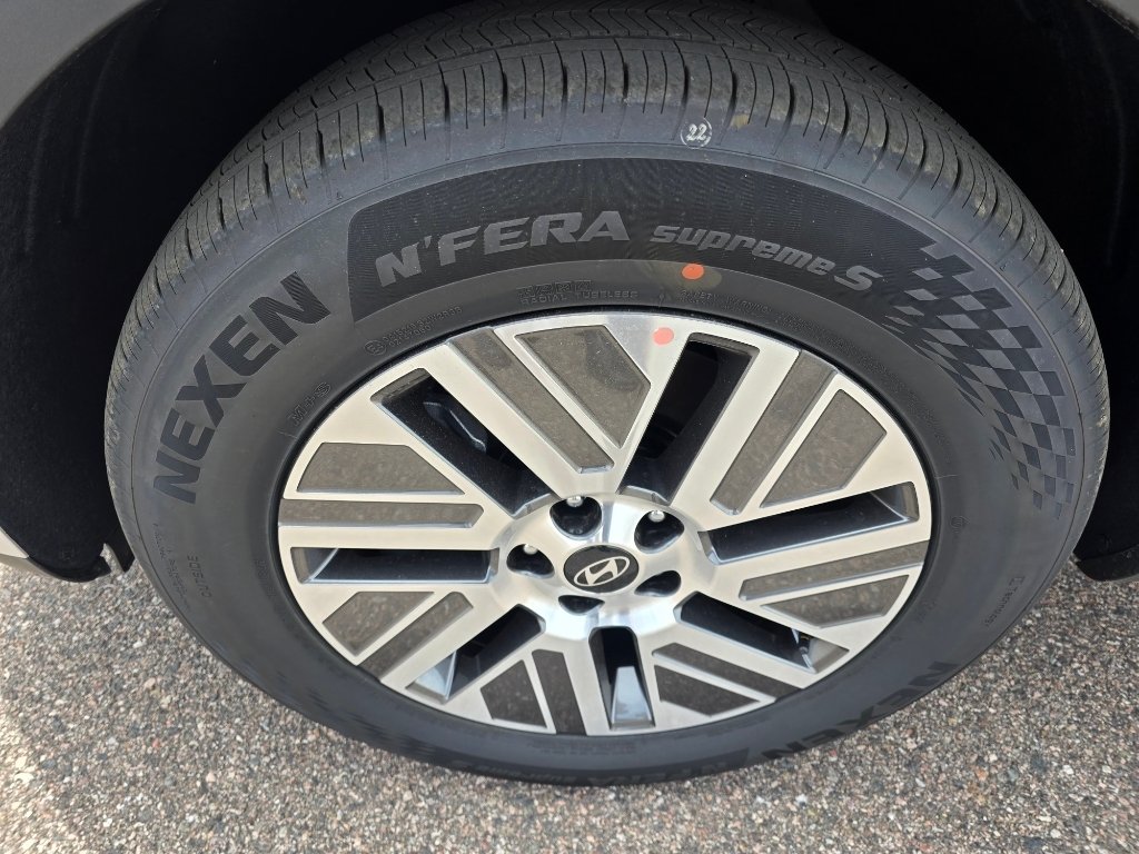 New 2026 Abyss Black Pearl Hyundai SEL Premium 7P image 9