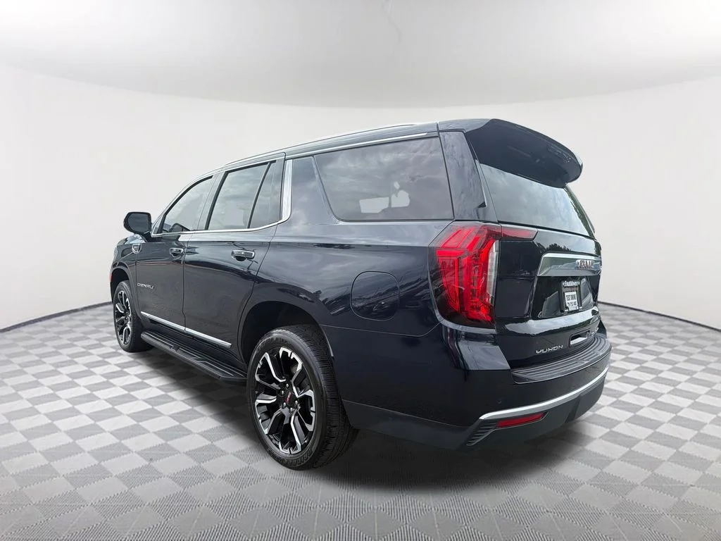 Used 2023 Blue GMC Denali image 7