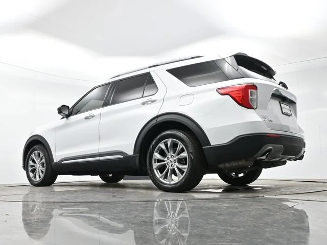Used 2023 Oxford White Ford Limited image 32